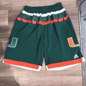 Adidas Men’s Green Univ. of Miami Basketball Shorts Size Medium
